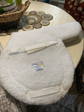 Medallion White premium fleece Saddle pad